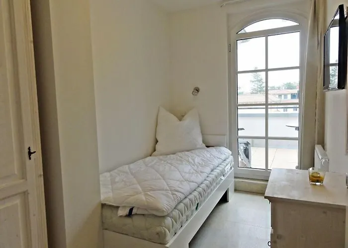 Sea View - Tower A 4 04 Baabe